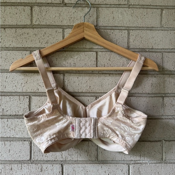 Wacoal Awareness Underwire Bra | 32DDD | Sand - Picture 3 of 6